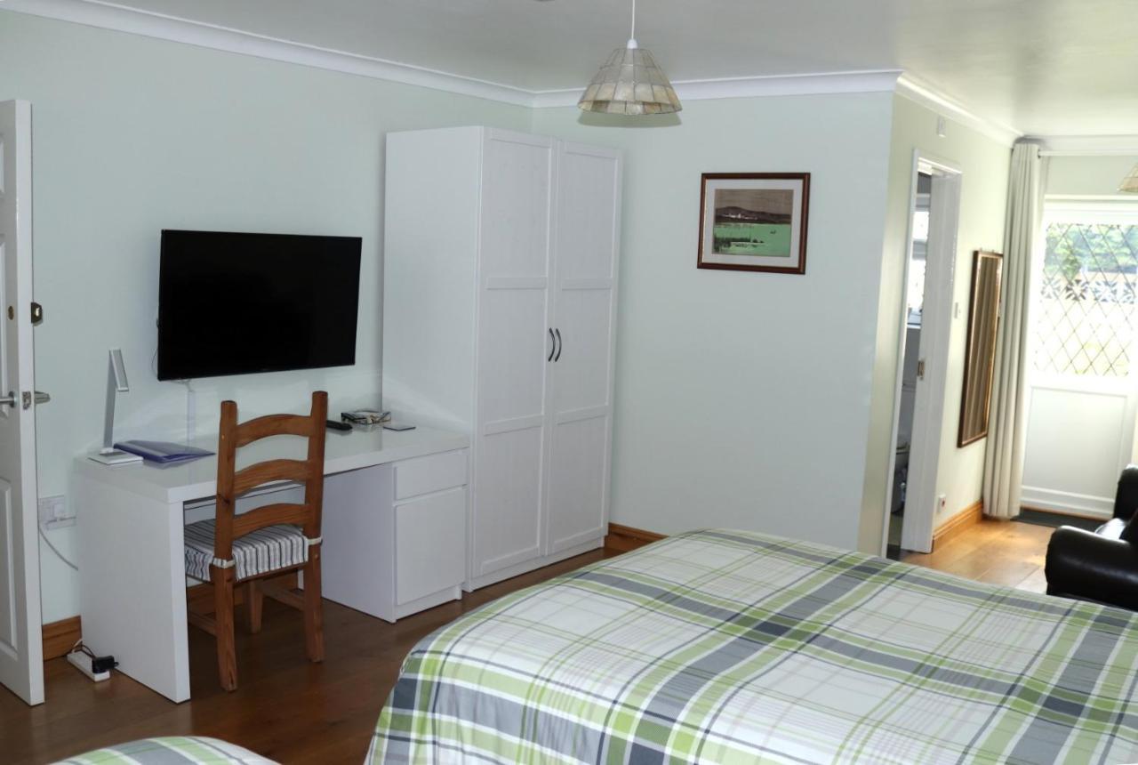 Highworth House Bed and Breakfast Σουίντον Εξωτερικό φωτογραφία