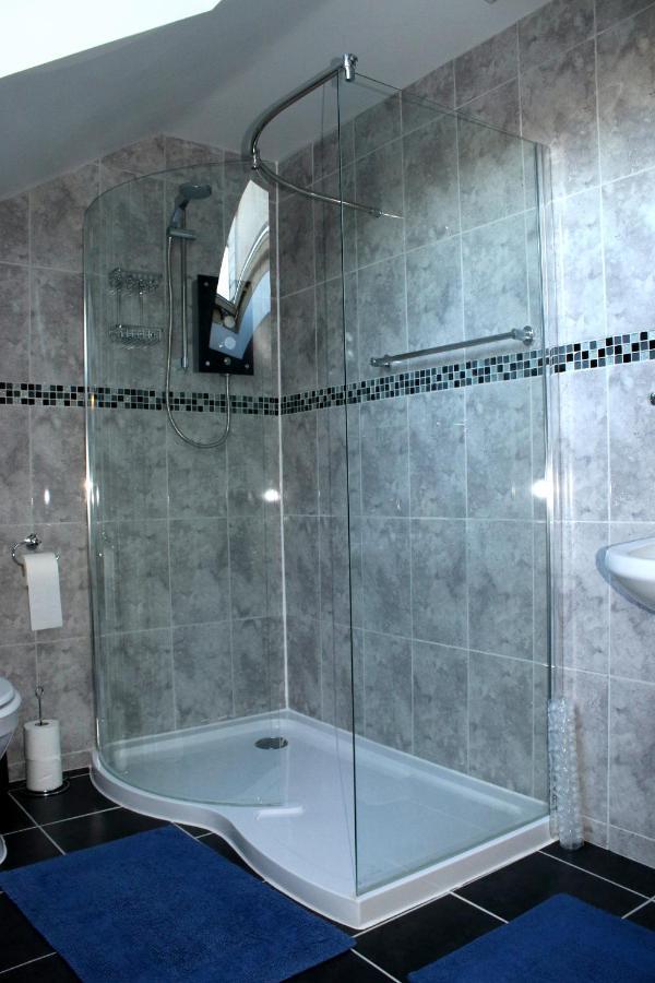 Highworth House Bed and Breakfast Σουίντον Εξωτερικό φωτογραφία