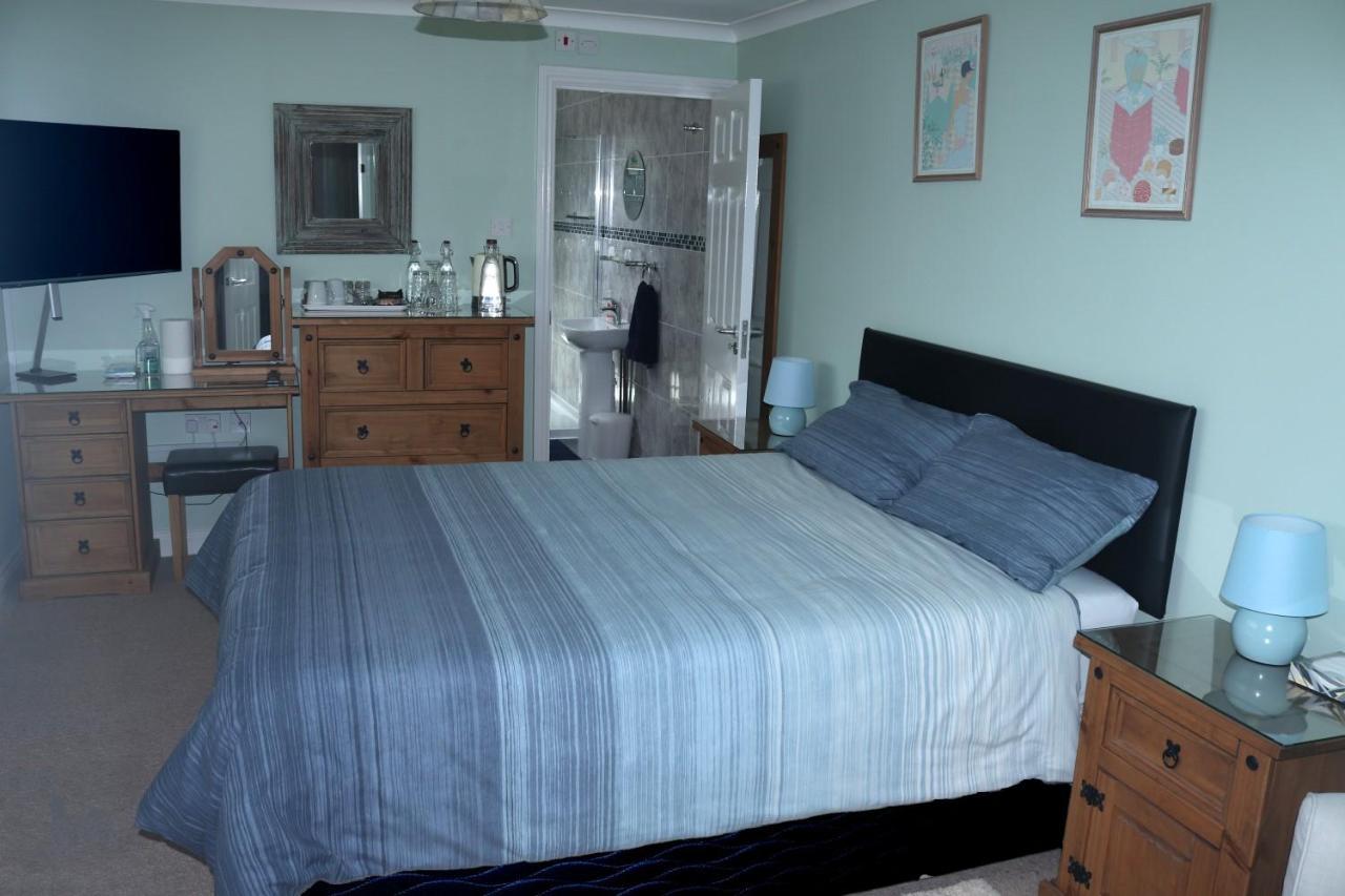 Highworth House Bed and Breakfast Σουίντον Εξωτερικό φωτογραφία