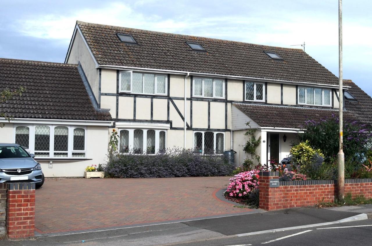 Highworth House Bed and Breakfast Σουίντον Εξωτερικό φωτογραφία
