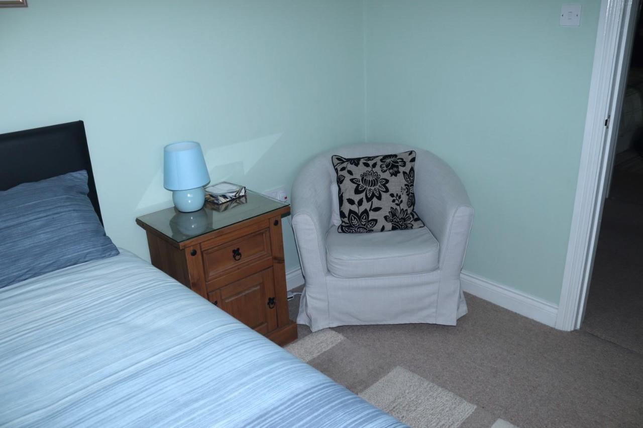 Highworth House Bed and Breakfast Σουίντον Εξωτερικό φωτογραφία